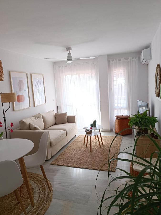 Ferienwohnung Vista Azul Torremolinos - Carihuela Exterior foto